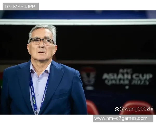 年轻帅气足球新星崭露头角 力压群雄成为未来足坛巨星 年轻帅气足球新星崭露头角 力压群雄成为未来足坛巨星